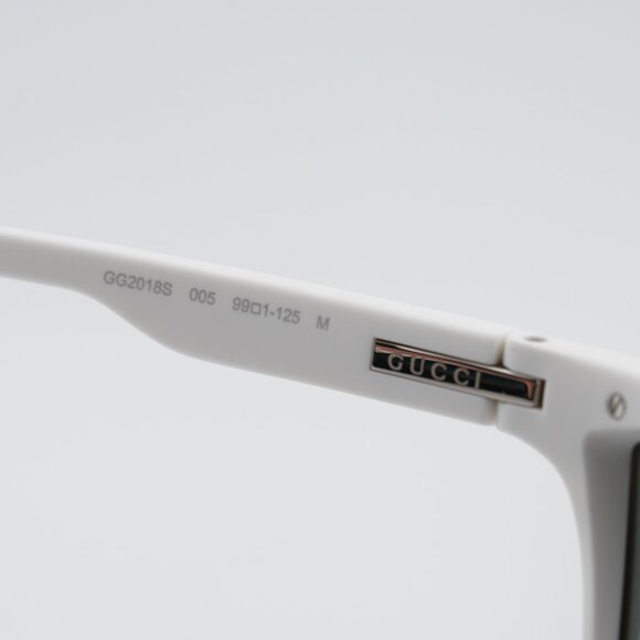 Gucci GG2018S 005 Sunglasses Matte Solid White Shield Frame, Grey Lenses main image 8